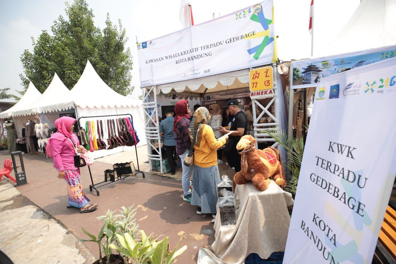 Mandiri Lewat Wisata, Pemkot Bandung Genjot Infrastruktur Jalan di 8 Kawasan Kreatif